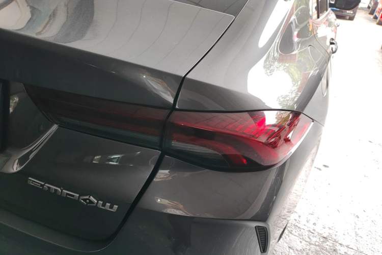 Used GAC Trumpchi EMPOW 2021 270T DCT J11 Version Right Rear Taillight