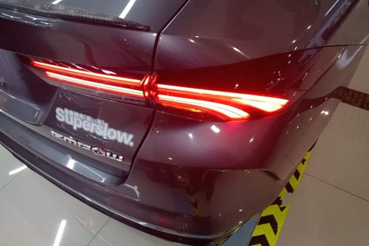 Used GAC Trumpchi EMPOW 2021 270T DCT J16 Version Right Rear Taillight
