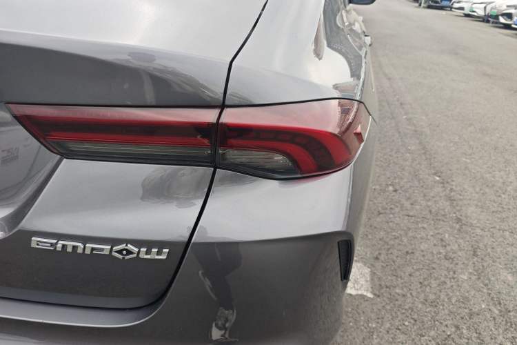 Used GAC Trumpchi EMPOW 2021 270T DCT J15 Version Right Rear Taillight