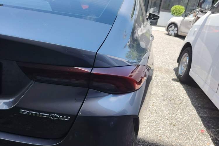 Used GAC Trumpchi EMPOW 2021 270T DCT J15 Version Right Rear Taillight