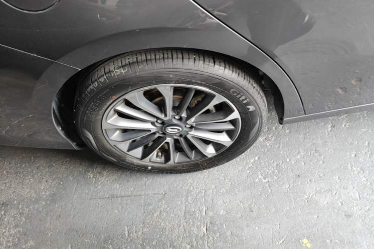 Used GAC Trumpchi EMPOW 2021 270T DCT J11 Version Right Rear Wheel Hub
