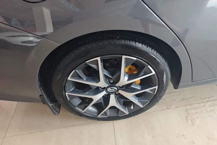 Used GAC Trumpchi EMPOW 2021 270T DCT J16 Version Right Rear Wheel Hub