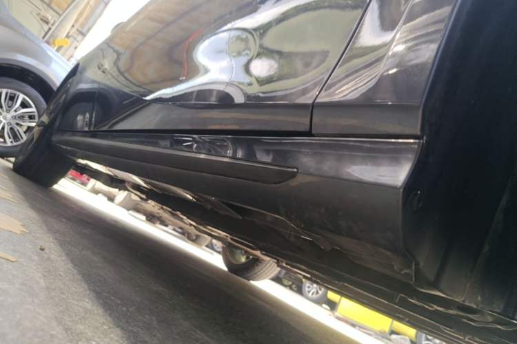 Used GAC Trumpchi EMPOW 2021 270T DCT J15 Version Right Side Sill