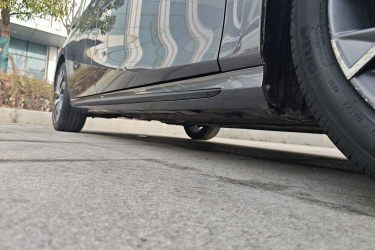 Used GAC Trumpchi EMPOW 2021 270T DCT J15 Version Right Side Sill