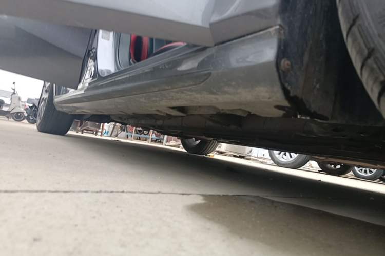 Used GAC Trumpchi EMPOW 2021 270T DCT J15 Version Right Side Sill