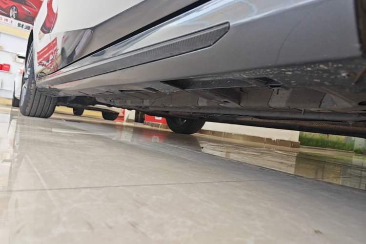 Used GAC Trumpchi EMPOW 2021 270T DCT J15 Version Right Side Sill