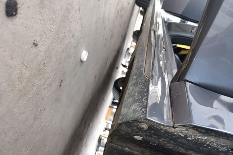 Used GAC Trumpchi EMPOW 2021 270T DCT J15 Version Right Side Sill