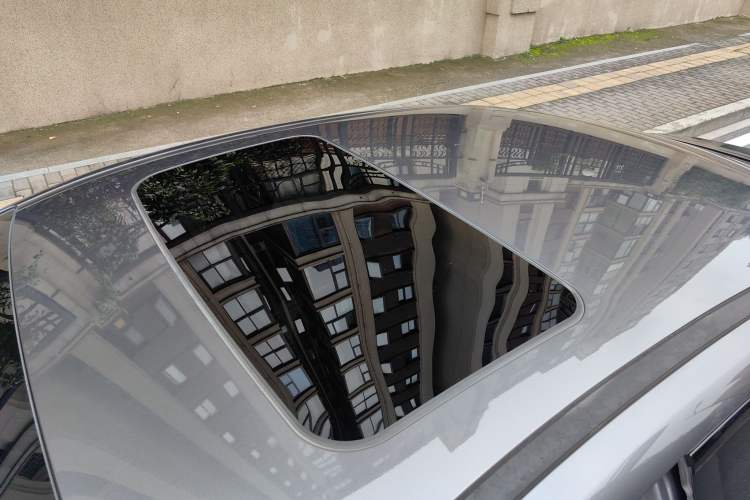 Used GAC Trumpchi EMPOW 2021 270T DCT J15 Version Roof