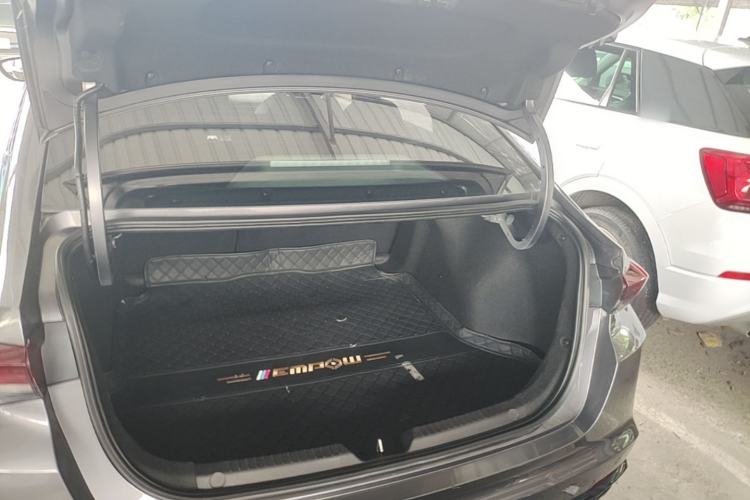 Used GAC Trumpchi EMPOW 2021 270T DCT J16 Version Trunk