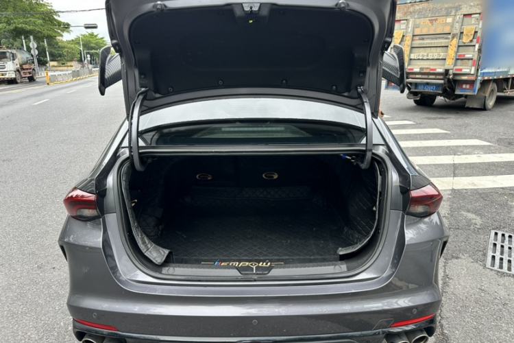 Used GAC Trumpchi EMPOW 2021 270T DCT J15 Version Trunk