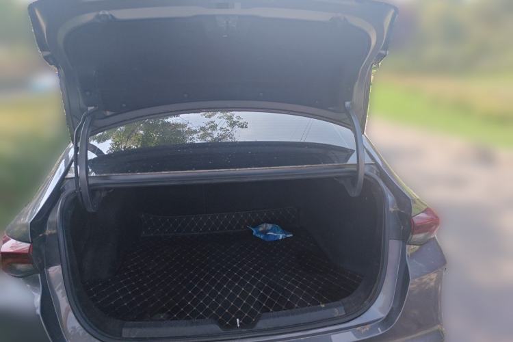 Used GAC Trumpchi EMPOW 2021 270T DCT J15 Version Trunk