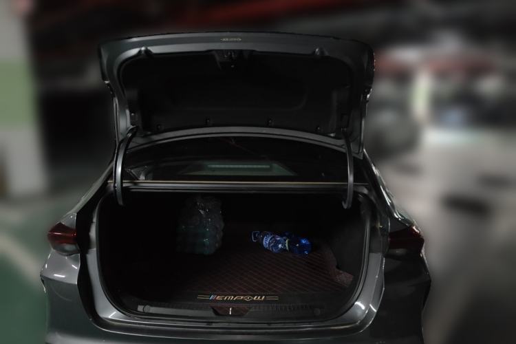 Used GAC Trumpchi EMPOW 2021 270T DCT J15 Version Trunk