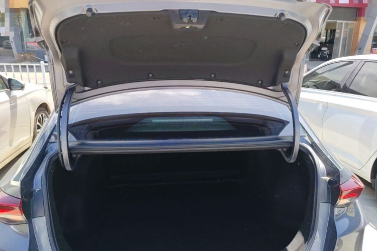Used GAC Trumpchi EMPOW 2021 270T DCT J16 Version Trunk
