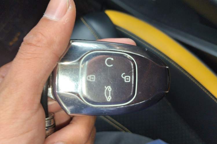Used GAC Trumpchi EMPOW 2021 270T DCT J15 Version Vehicle Key