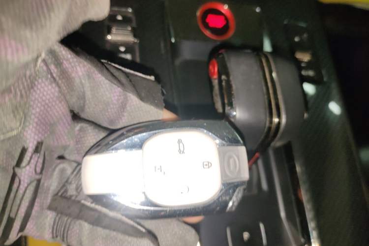 Used GAC Trumpchi EMPOW 2021 270T DCT J16 Version Vehicle Key