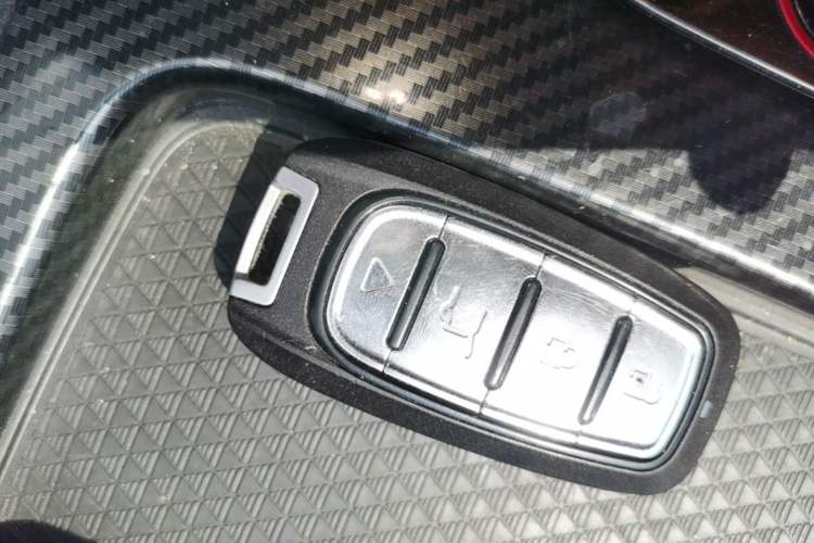Used GAC Trumpchi EMPOW 2021 270T DCT J15 Version Vehicle Key