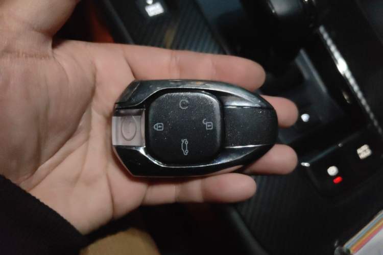 Used GAC Trumpchi EMPOW 2021 270T DCT J16 Version Vehicle Key