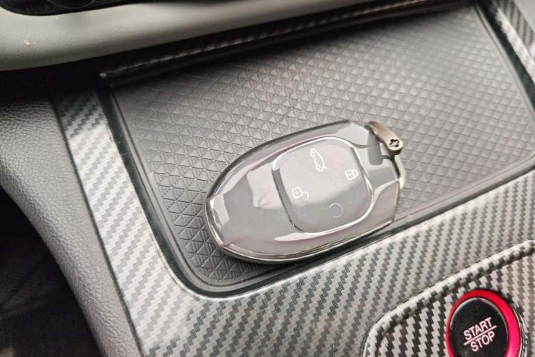 Used GAC Trumpchi EMPOW 2021 270T DCT J15 Version Vehicle Key