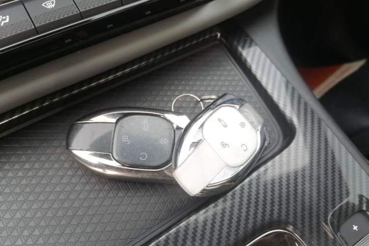 Used GAC Trumpchi EMPOW 2021 270T DCT J15 Version Vehicle Key