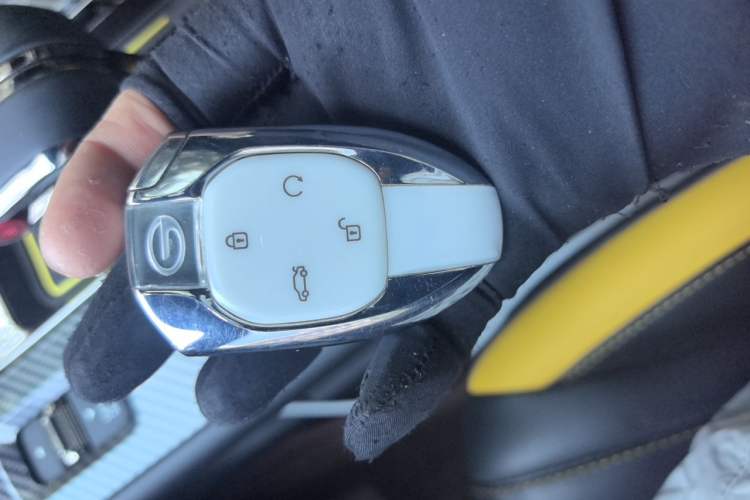 Used GAC Trumpchi EMPOW 2021 270T DCT J15 Version Vehicle Key