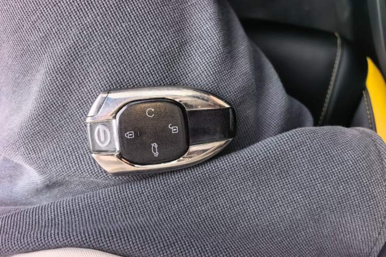 Used GAC Trumpchi EMPOW 2021 270T DCT J16 Version Vehicle Key