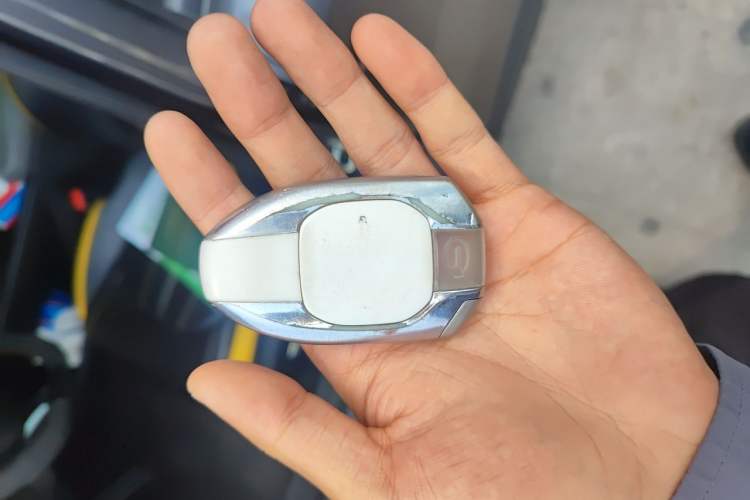Used GAC Trumpchi EMPOW 2021 270T DCT J15 Version Vehicle Key