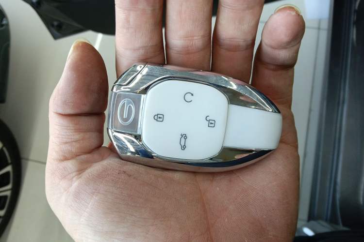Used GAC Trumpchi EMPOW 2021 270T DCT J16 Version Vehicle Key