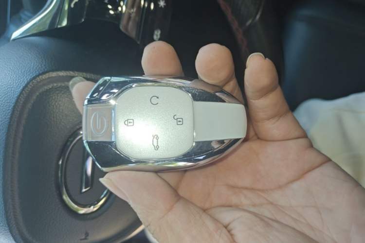 Used GAC Trumpchi EMPOW 2021 270T DCT J15 Version Vehicle Key