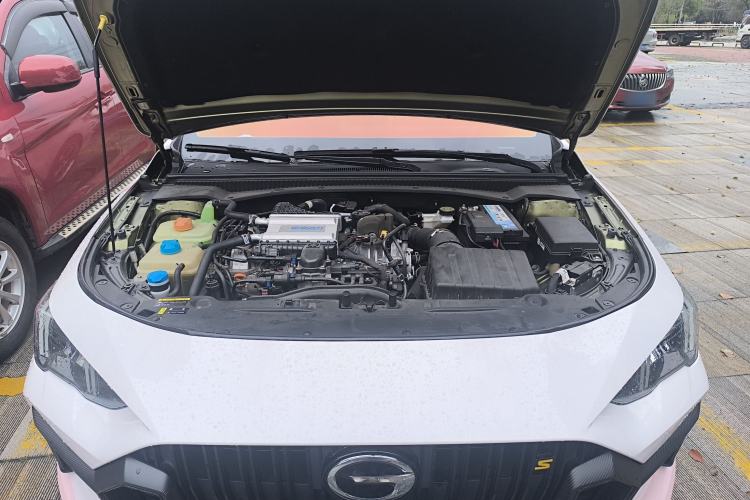 Used GAC Trumpchi EMPOW 2021 270T DCT J15 Version Engine Bay
