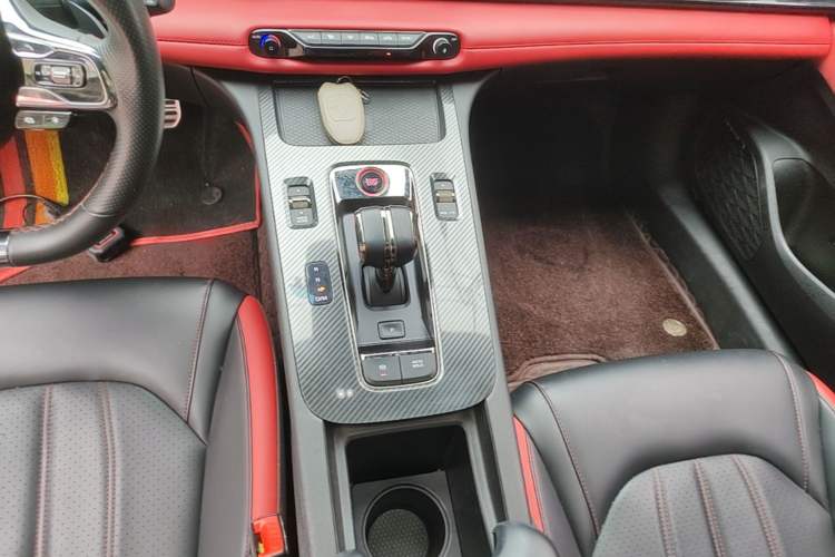 Used GAC Trumpchi EMPOW 2021 270T DCT J16 Version Gear Lever