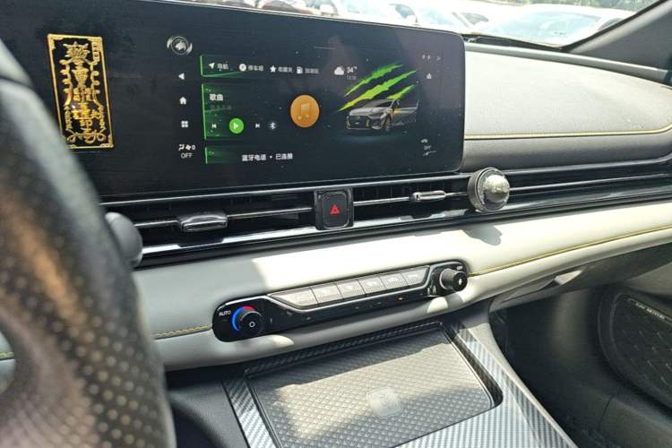 Used GAC Trumpchi EMPOW 2021 270T DCT J16 Version Audio And AC Panel