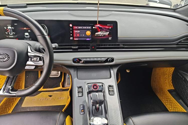 Used GAC Trumpchi EMPOW 2021 270T DCT J16 Version Audio And AC Panel