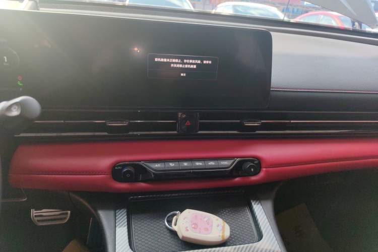 Used GAC Trumpchi EMPOW 2021 270T DCT J16 Version Audio And AC Panel