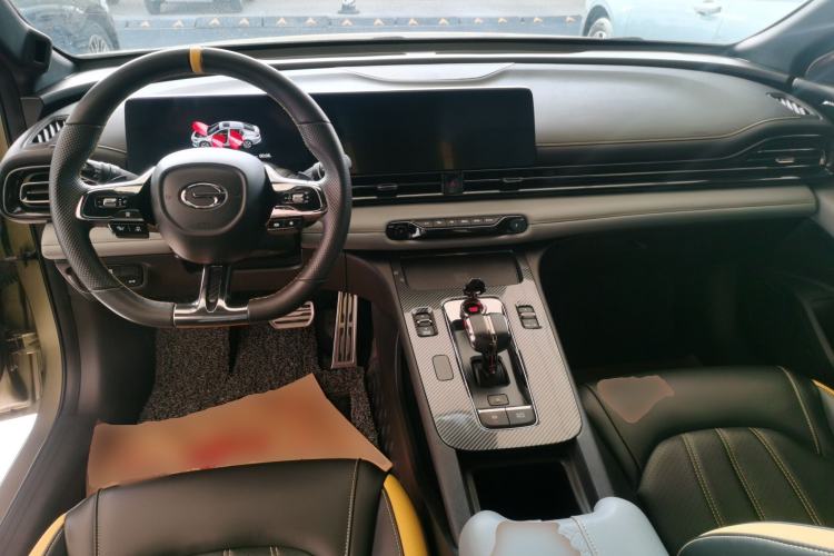 Used GAC Trumpchi EMPOW 2021 270T DCT J16 Version Center Console