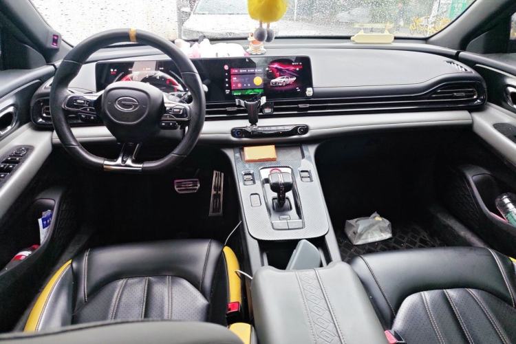 Used GAC Trumpchi EMPOW 2021 270T DCT J16 Version Center Console