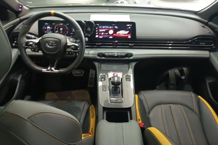 Used GAC Trumpchi EMPOW 2021 270T DCT J16 Version Center Console