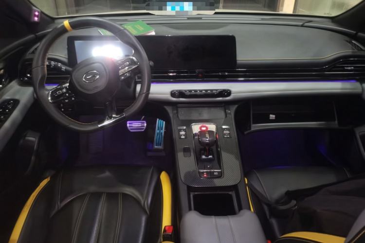 Used GAC Trumpchi EMPOW 2021 270T DCT J16 Version Center Console