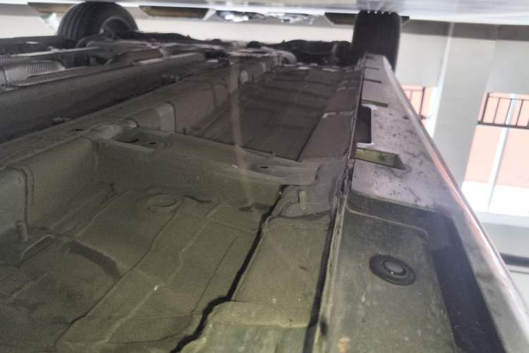 Used GAC Trumpchi EMPOW 2021 270T DCT J15 Version Chassis Front Right