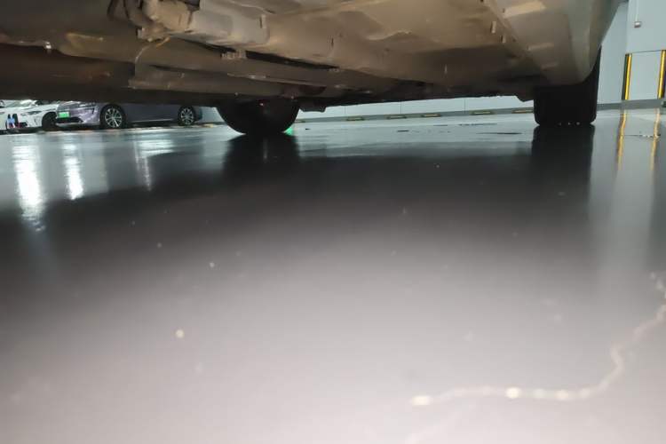Used GAC Trumpchi EMPOW 2021 270T DCT J15 Version Chassis Rear Right