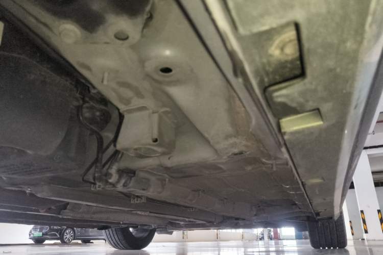 Used GAC Trumpchi EMPOW 2021 270T DCT J15 Version Chassis Rear Right