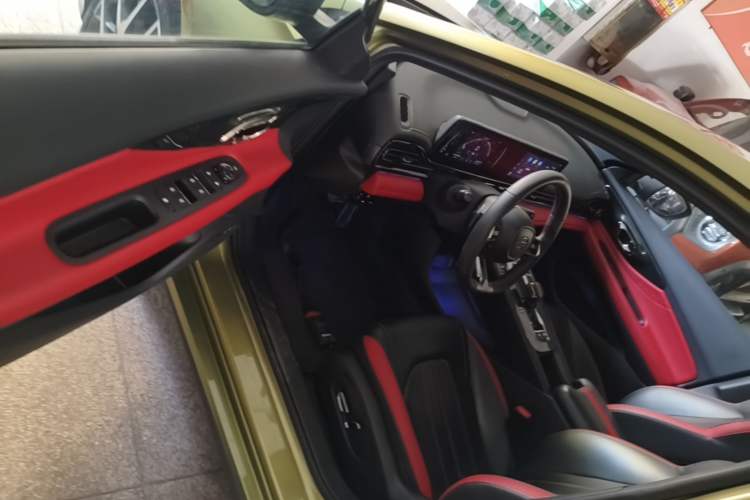 Used GAC Trumpchi EMPOW 2021 270T DCT J15 Version Driver Seat
