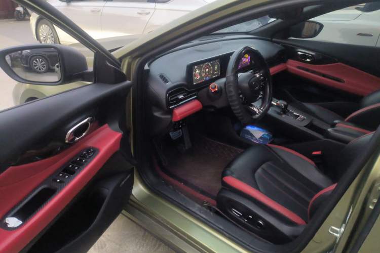 Used GAC Trumpchi EMPOW 2021 270T DCT J16 Version Driver Seat