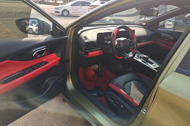 Used GAC Trumpchi EMPOW 2021 270T DCT J16 Version Driver Seat