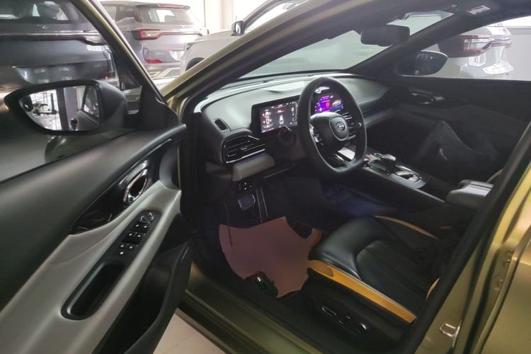 Used GAC Trumpchi EMPOW 2021 270T DCT J16 Version Driver Seat