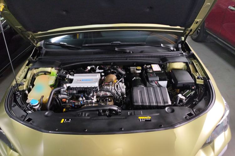 Used GAC Trumpchi EMPOW 2021 270T DCT J16 Version Engine Bay