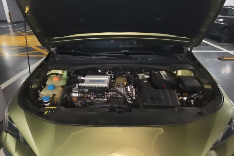 Used GAC Trumpchi EMPOW 2021 270T DCT J15 Version Engine Bay