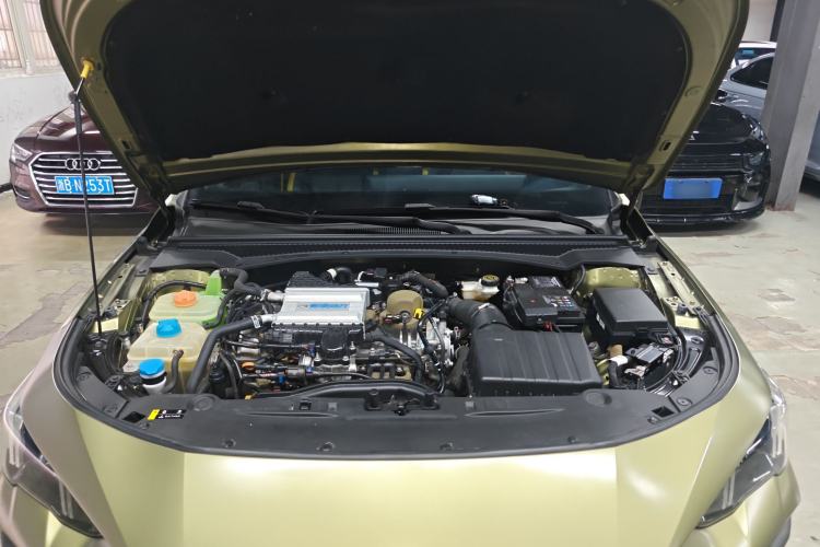 Used GAC Trumpchi EMPOW 2021 270T DCT J15 Version Engine Bay