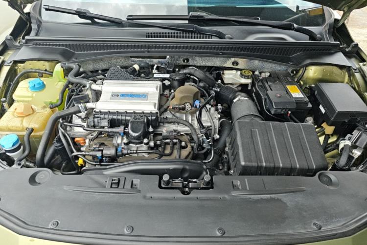 Used GAC Trumpchi EMPOW 2021 270T DCT J16 Version Engine Bay