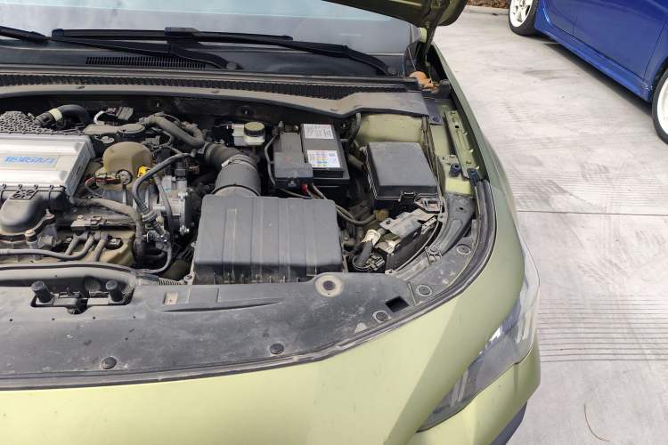 Used GAC Trumpchi EMPOW 2021 270T DCT J16 Version Engine Bay Left