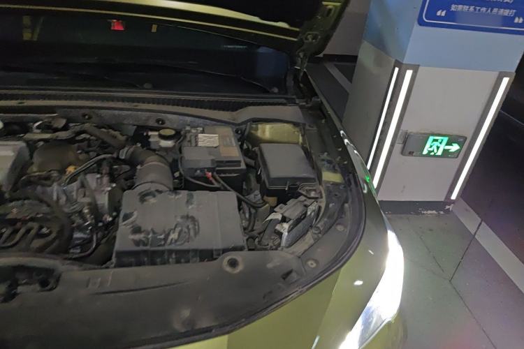 Used GAC Trumpchi EMPOW 2021 270T DCT J16 Version Engine Bay Left